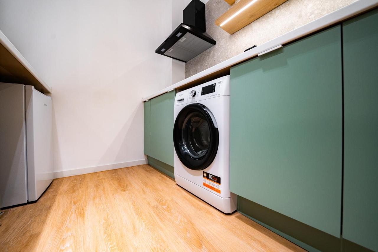 Coente Apartments Kiraly 28 Budapest Luaran gambar