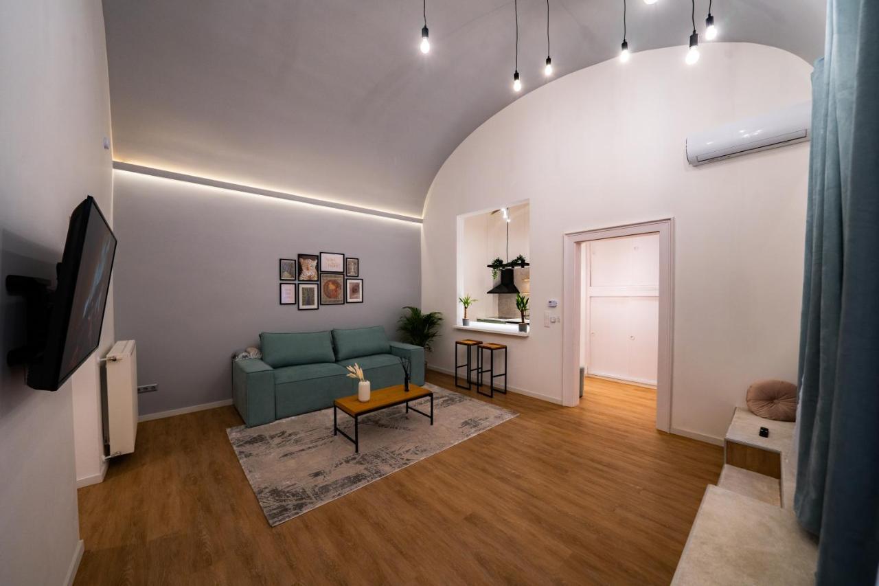 Coente Apartments Kiraly 28 Budapest Luaran gambar