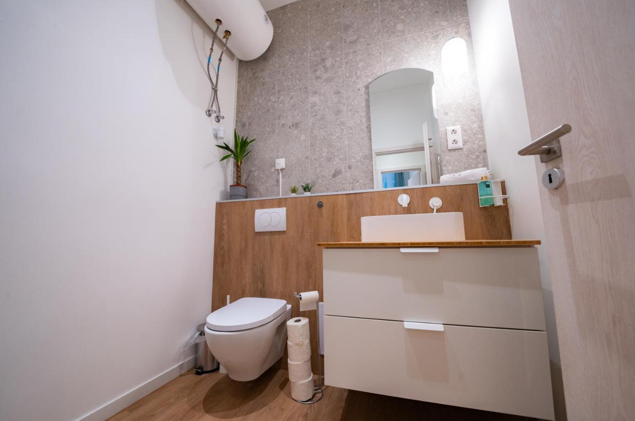 Coente Apartments Kiraly 28 Budapest Luaran gambar