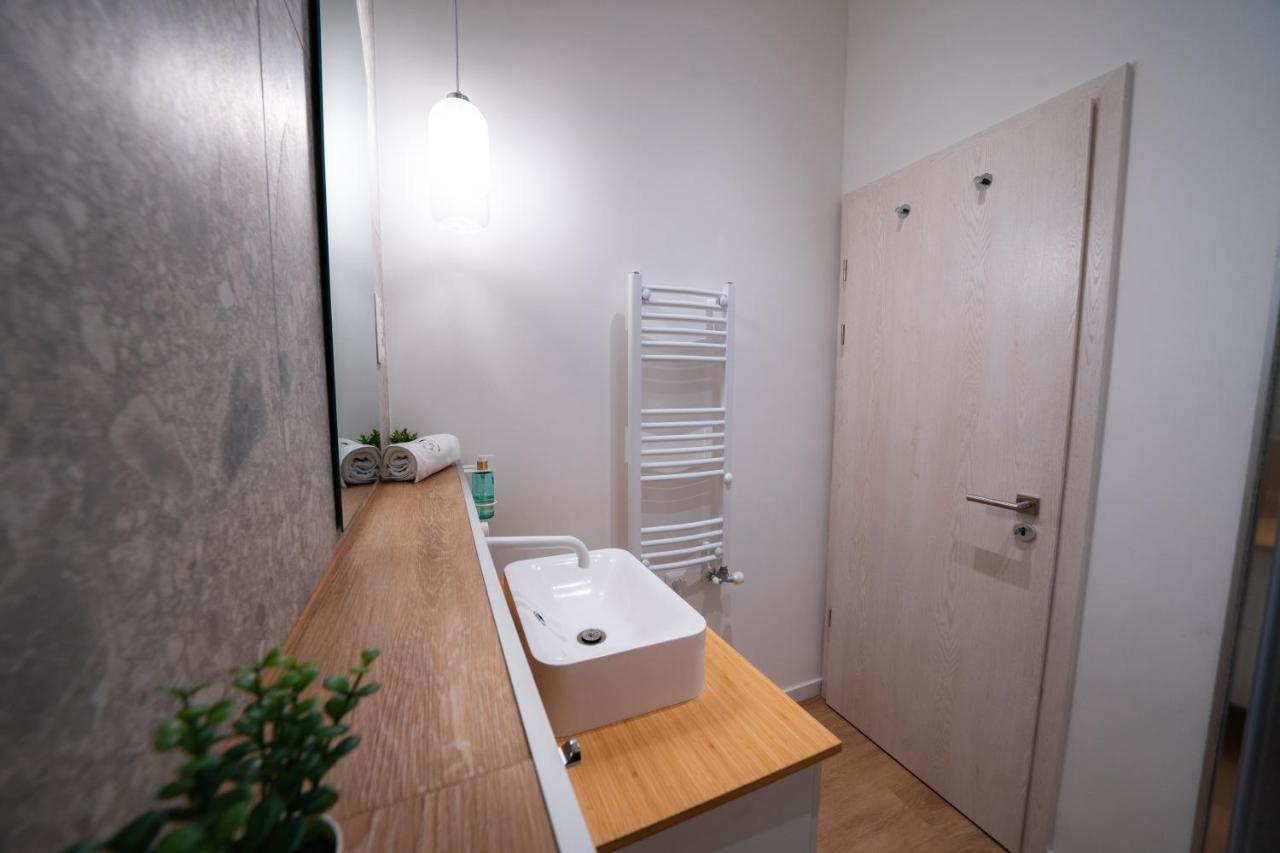 Coente Apartments Kiraly 28 Budapest Luaran gambar