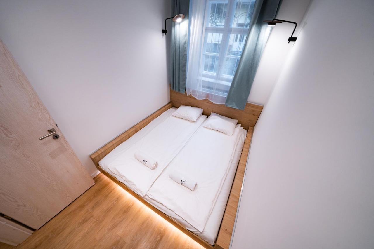 Coente Apartments Kiraly 28 Budapest Luaran gambar